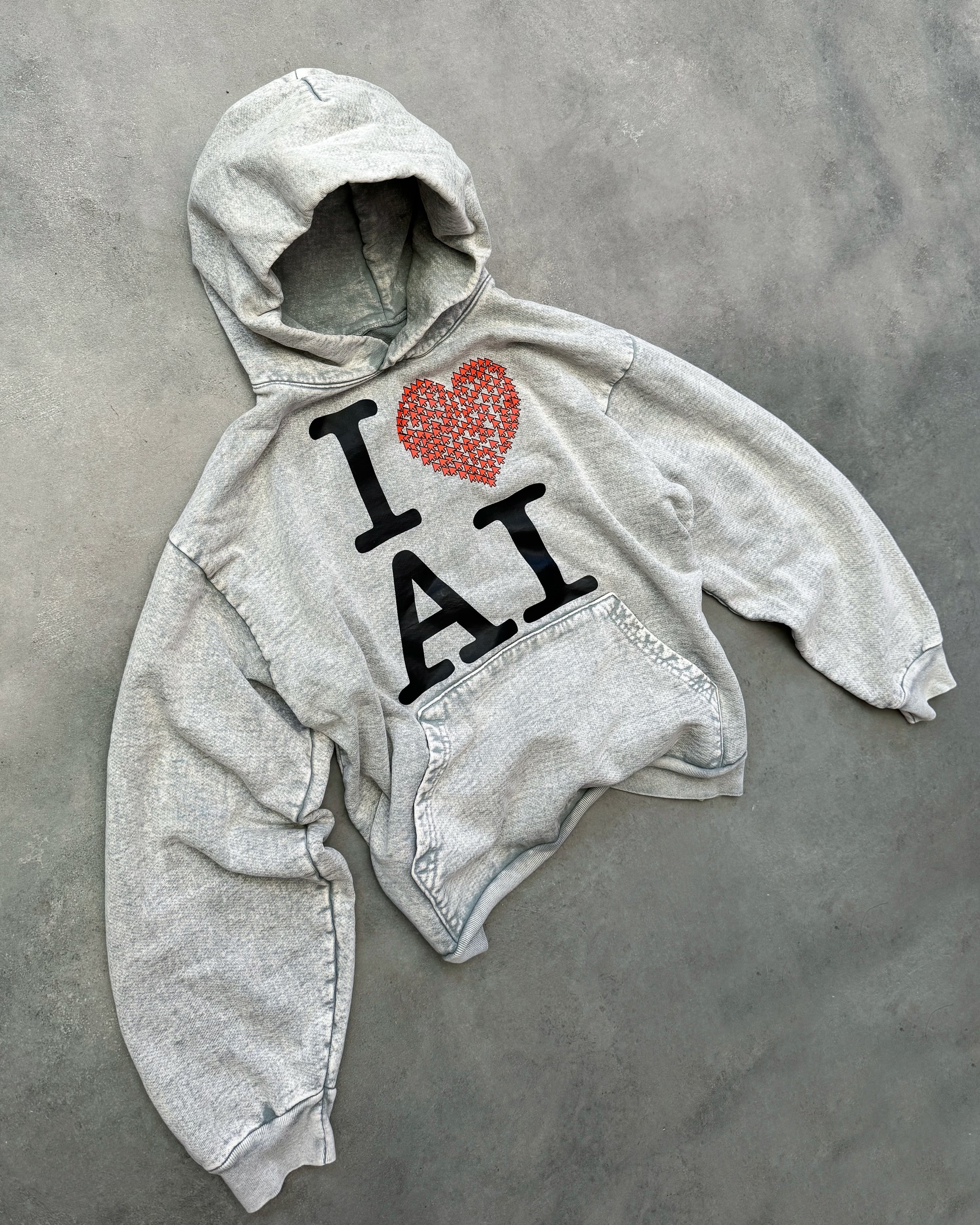 "I HEART AI" HOODIE