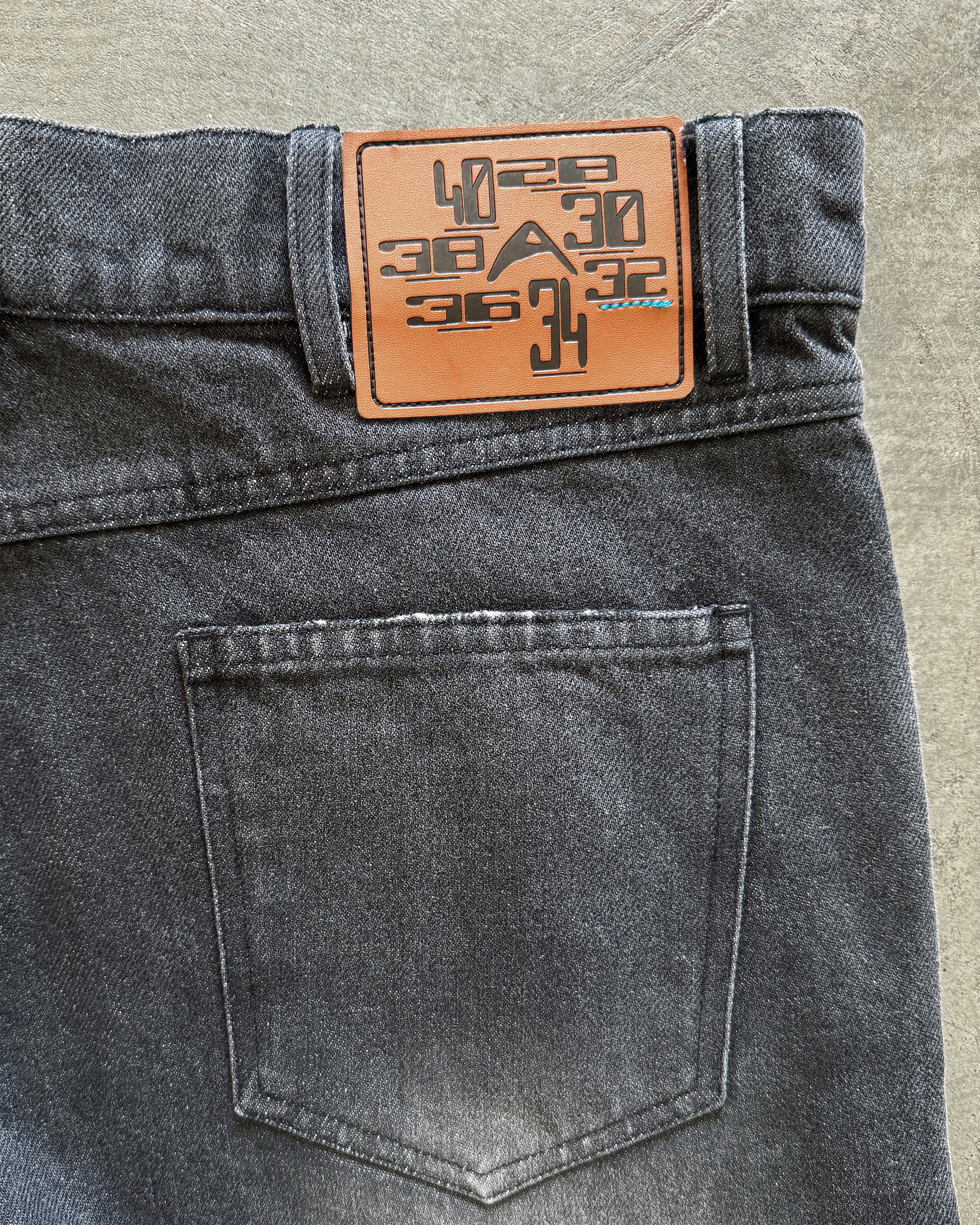 "CLICK HERE" FADED BLACK JEANS