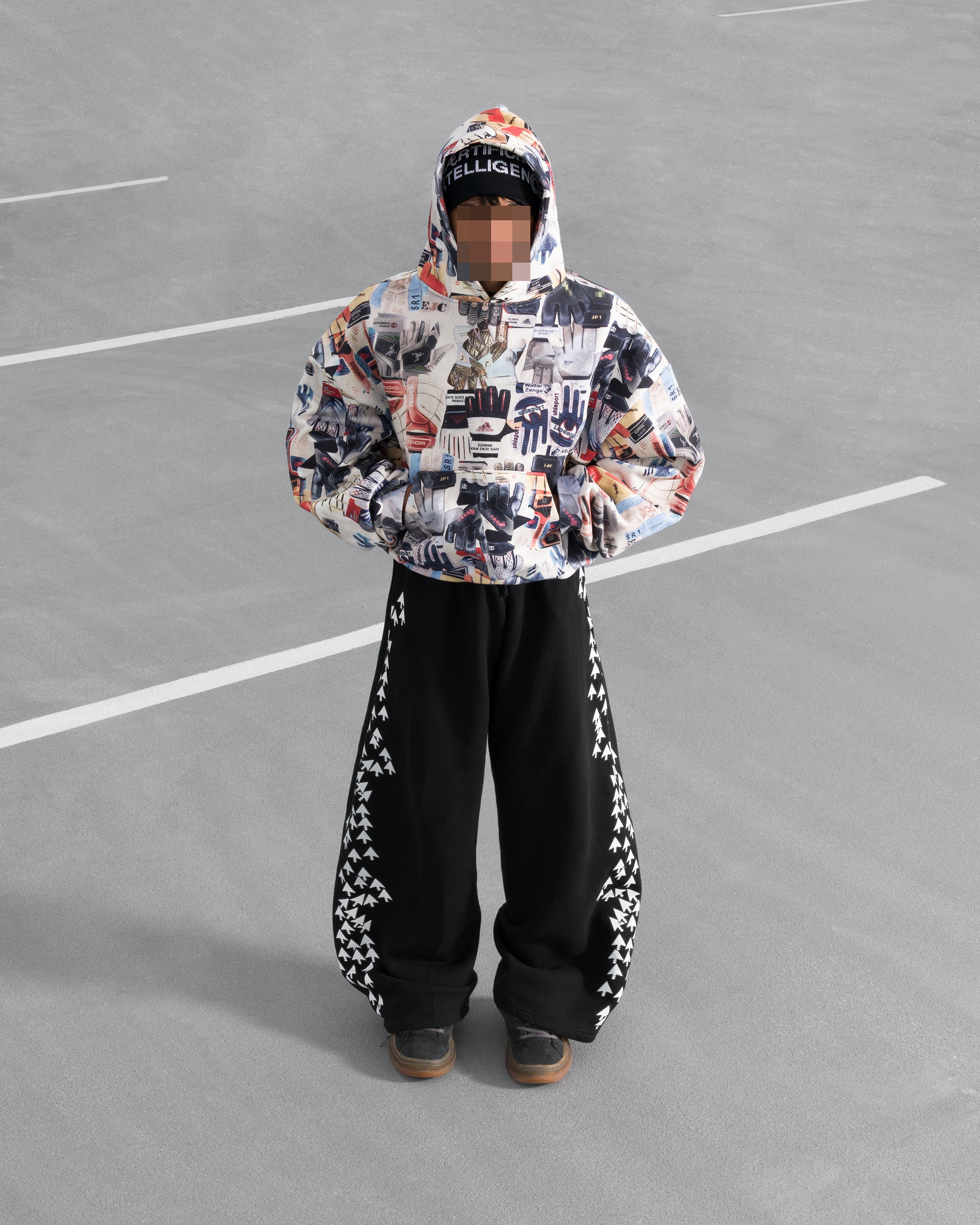 "GLOVES" HOODIE