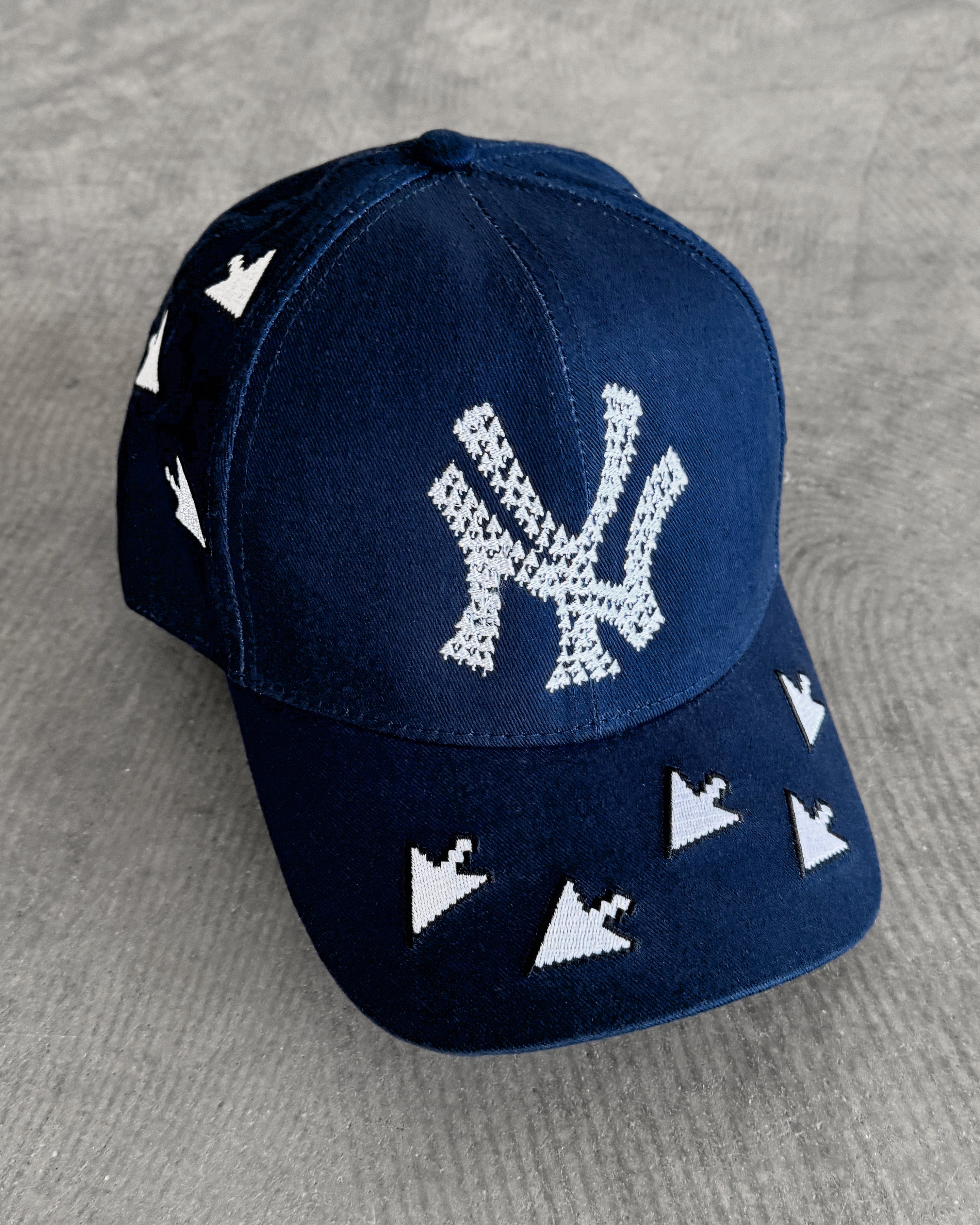 "MOUSE CURSOR" FITTED HAT