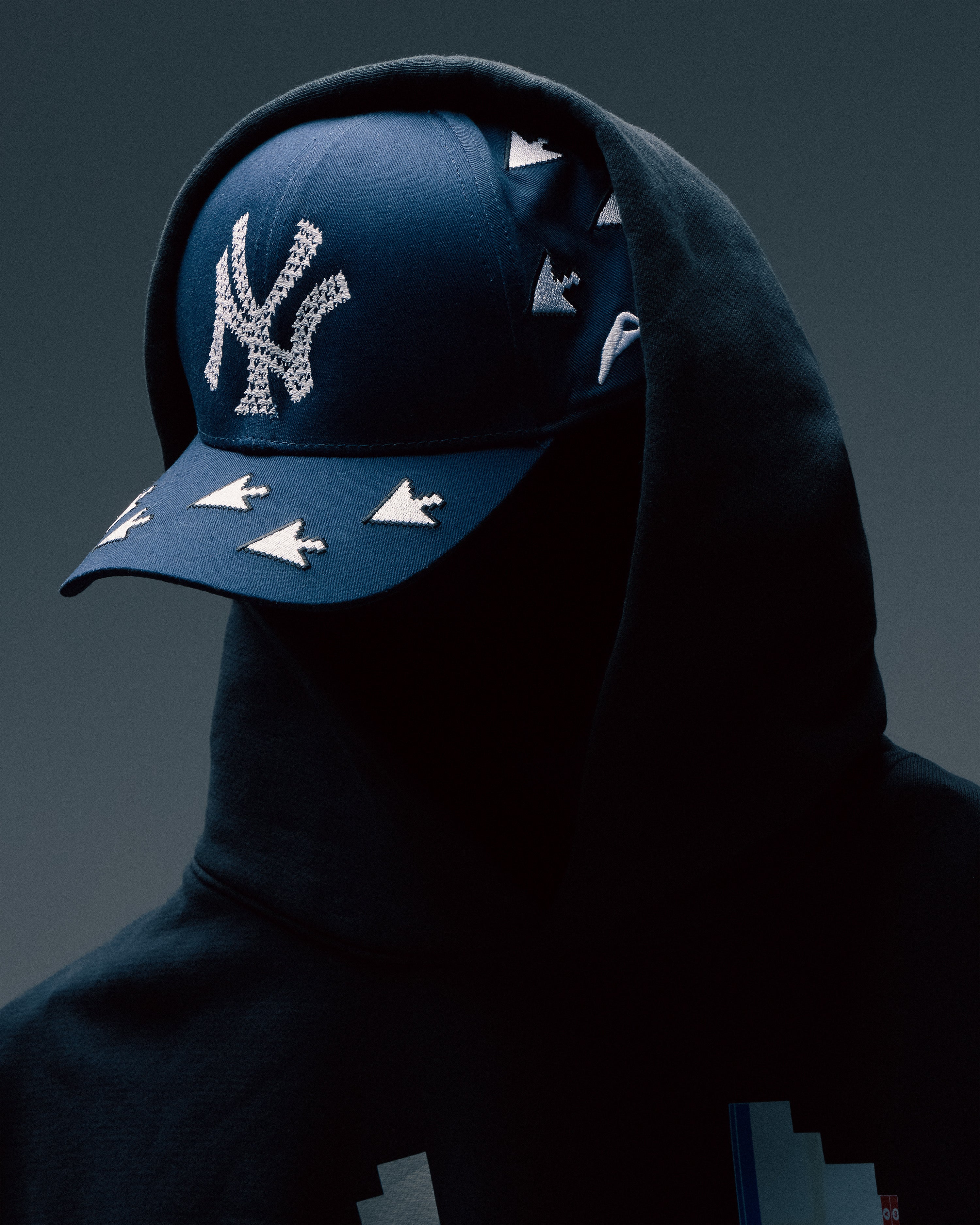 "MOUSE CURSOR" FITTED HAT