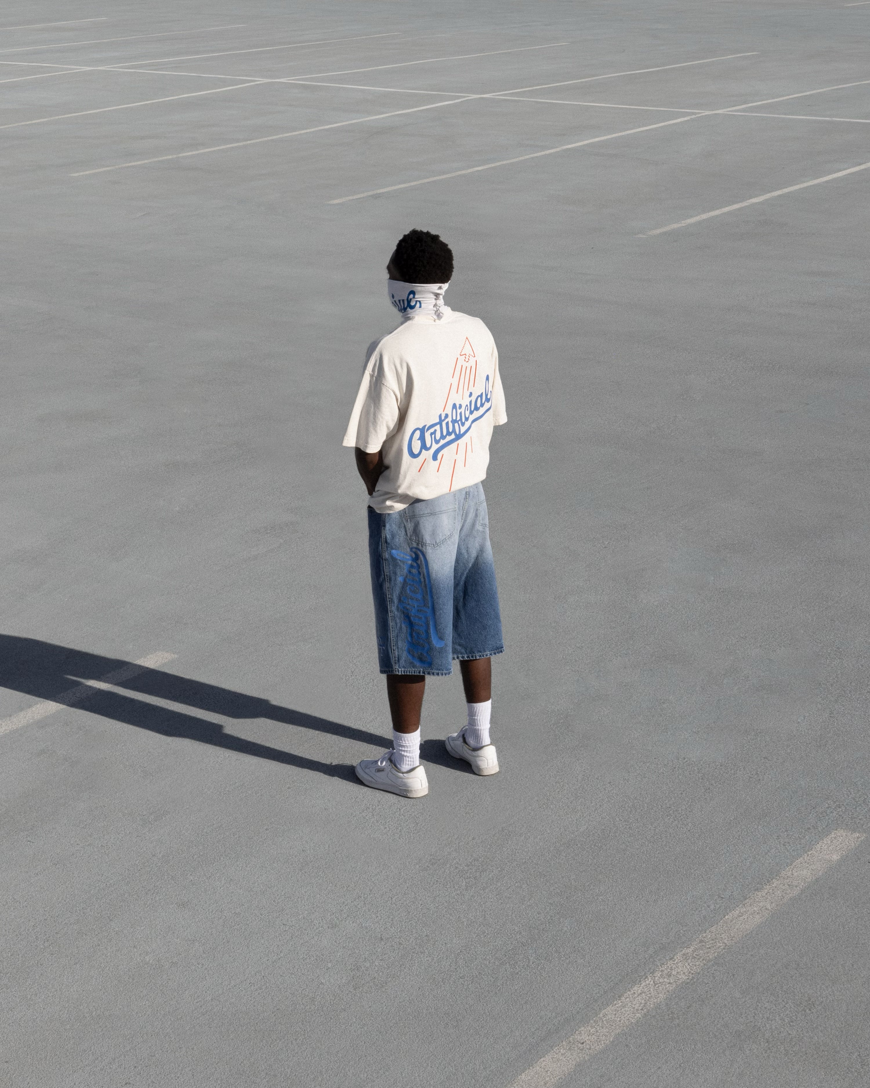 "LA" T-SHIRT