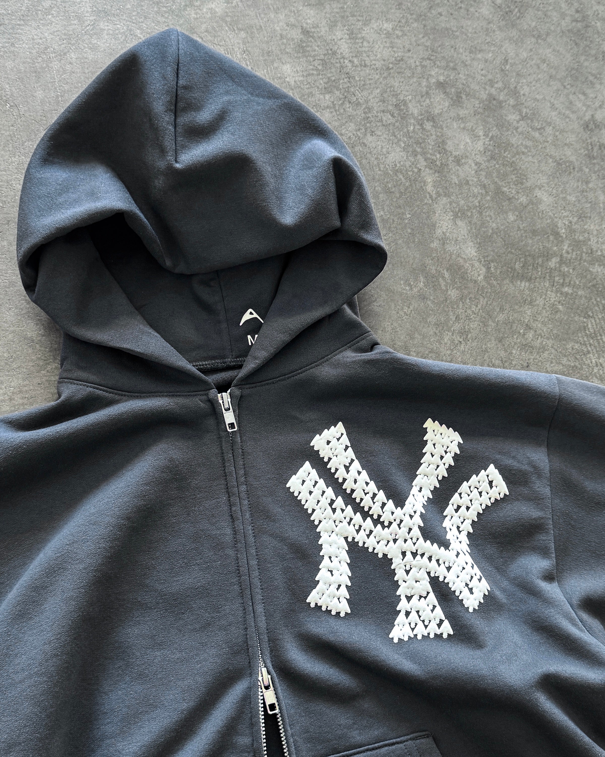 "NY" ZIP-UP HOODIE
