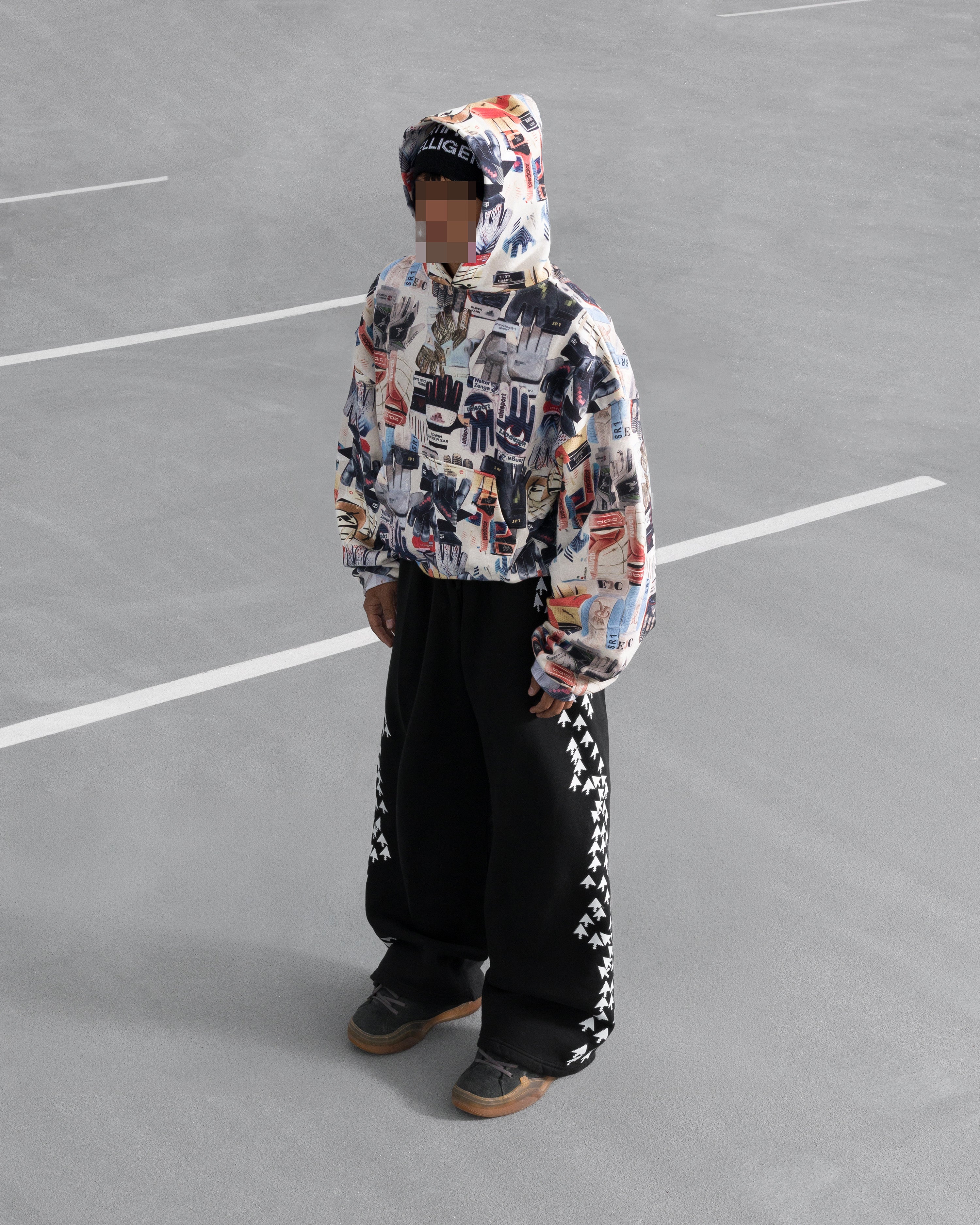"GLOVES" HOODIE