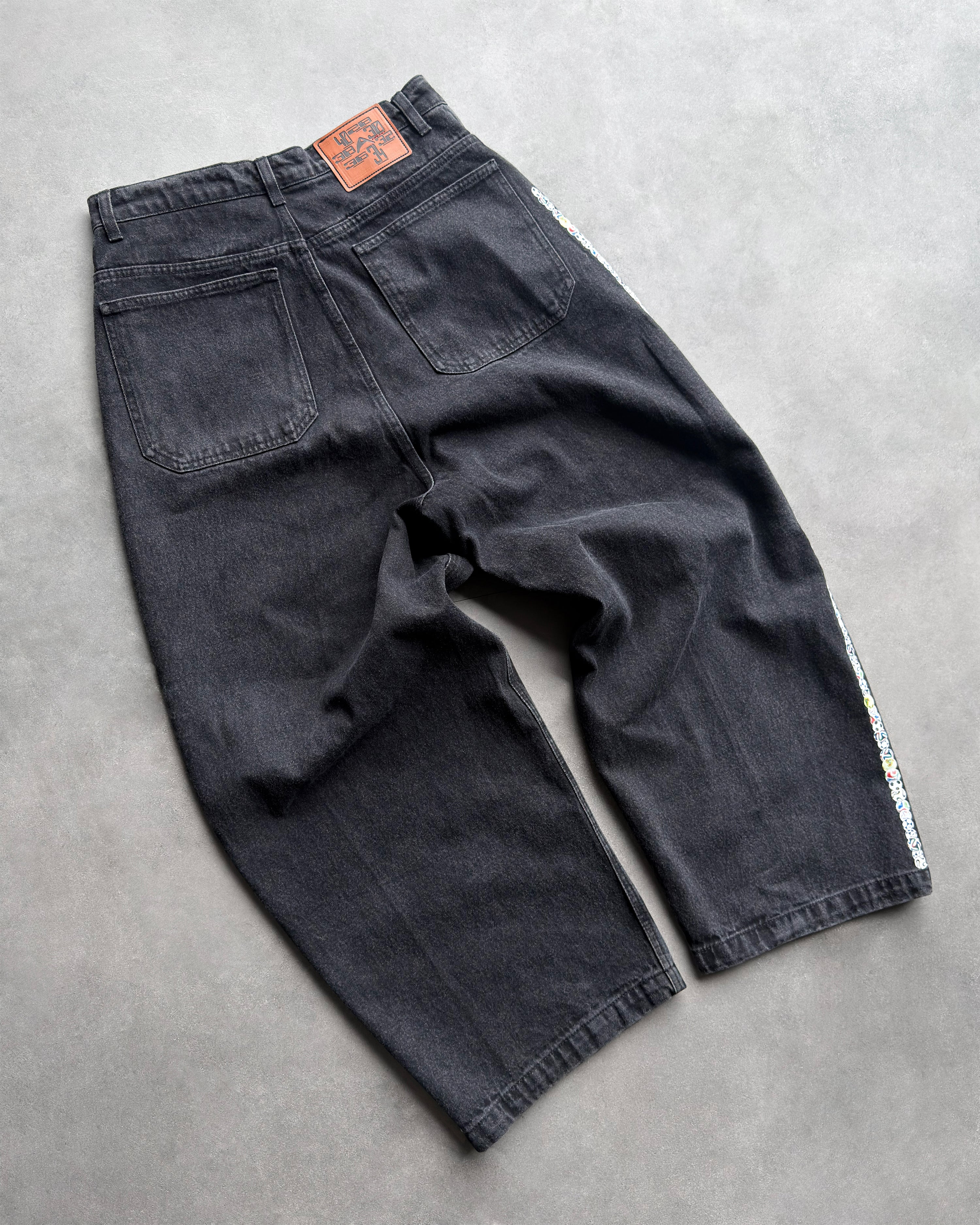WORLD CUP “STRIPES” BLACK DENIM