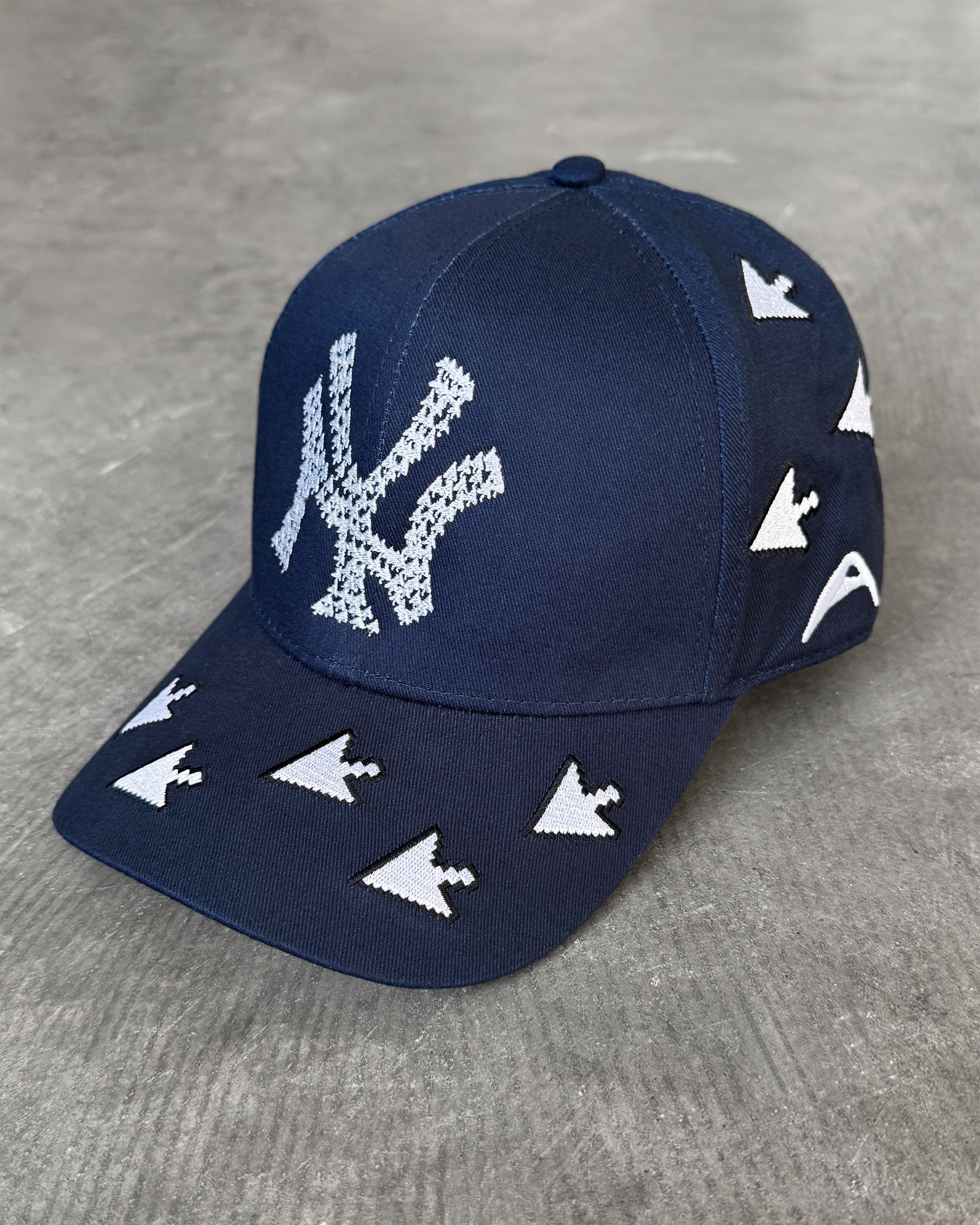 "MOUSE CURSOR" FITTED HAT