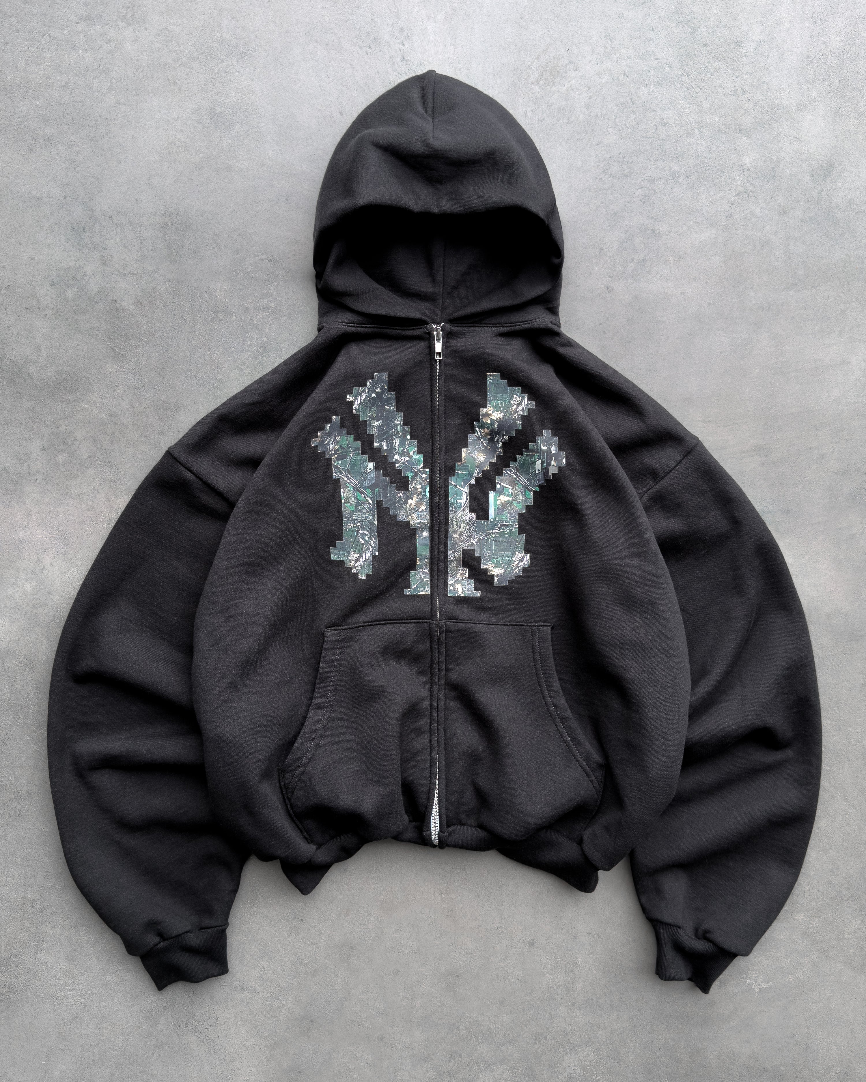 BLACK “NY” TECH CAMO ZIP-UP HOODIE